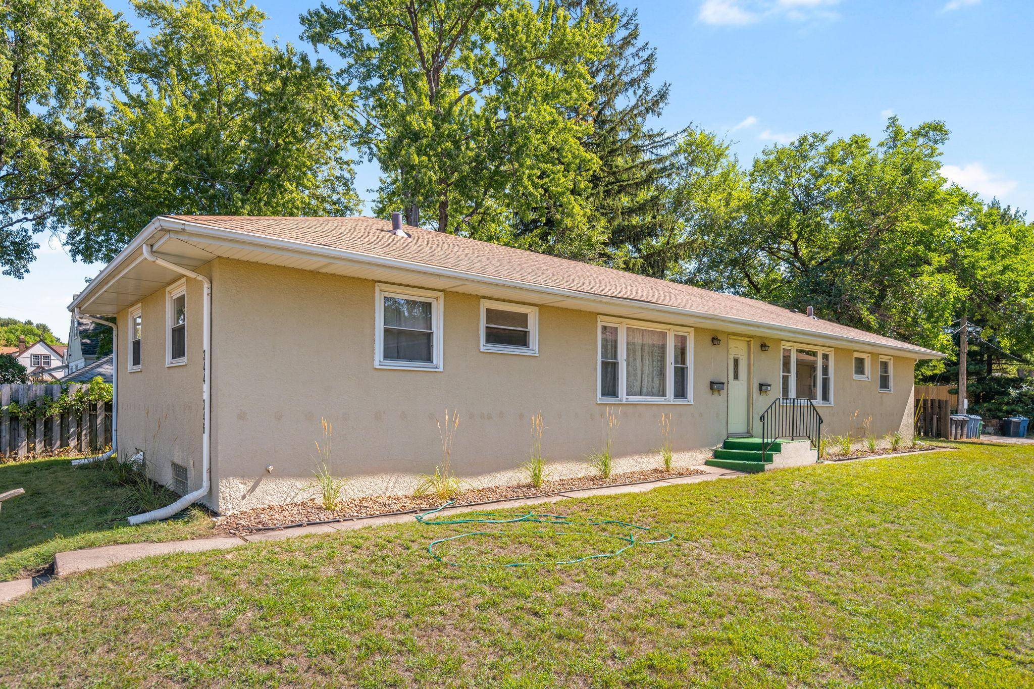 338 18th AVE NE, Minneapolis, MN 55418