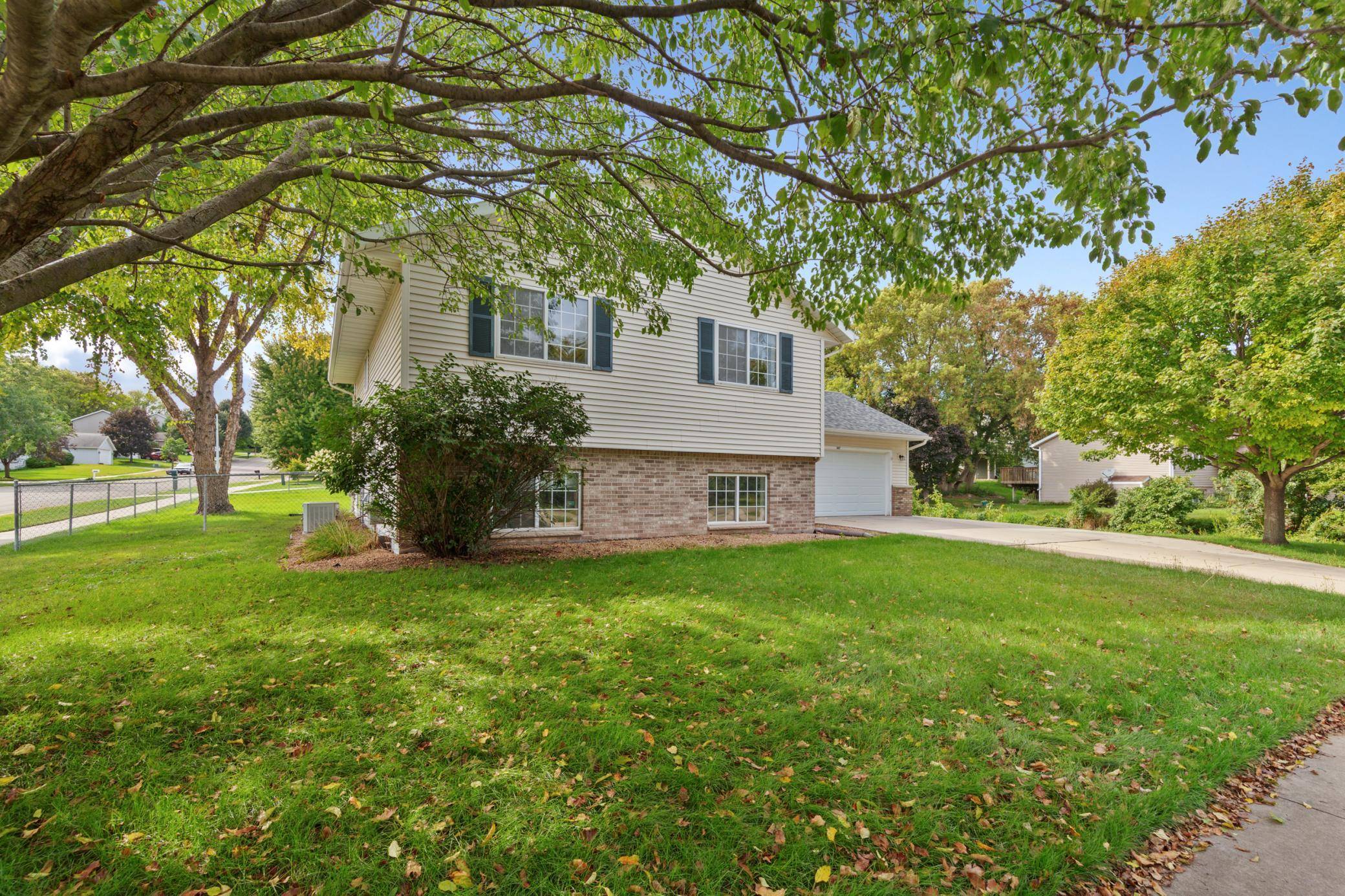 507 43rd AVE NW, Rochester, MN 55901