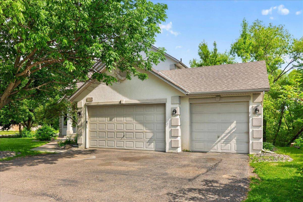 17470 91st PL N, Maple Grove, MN 55311