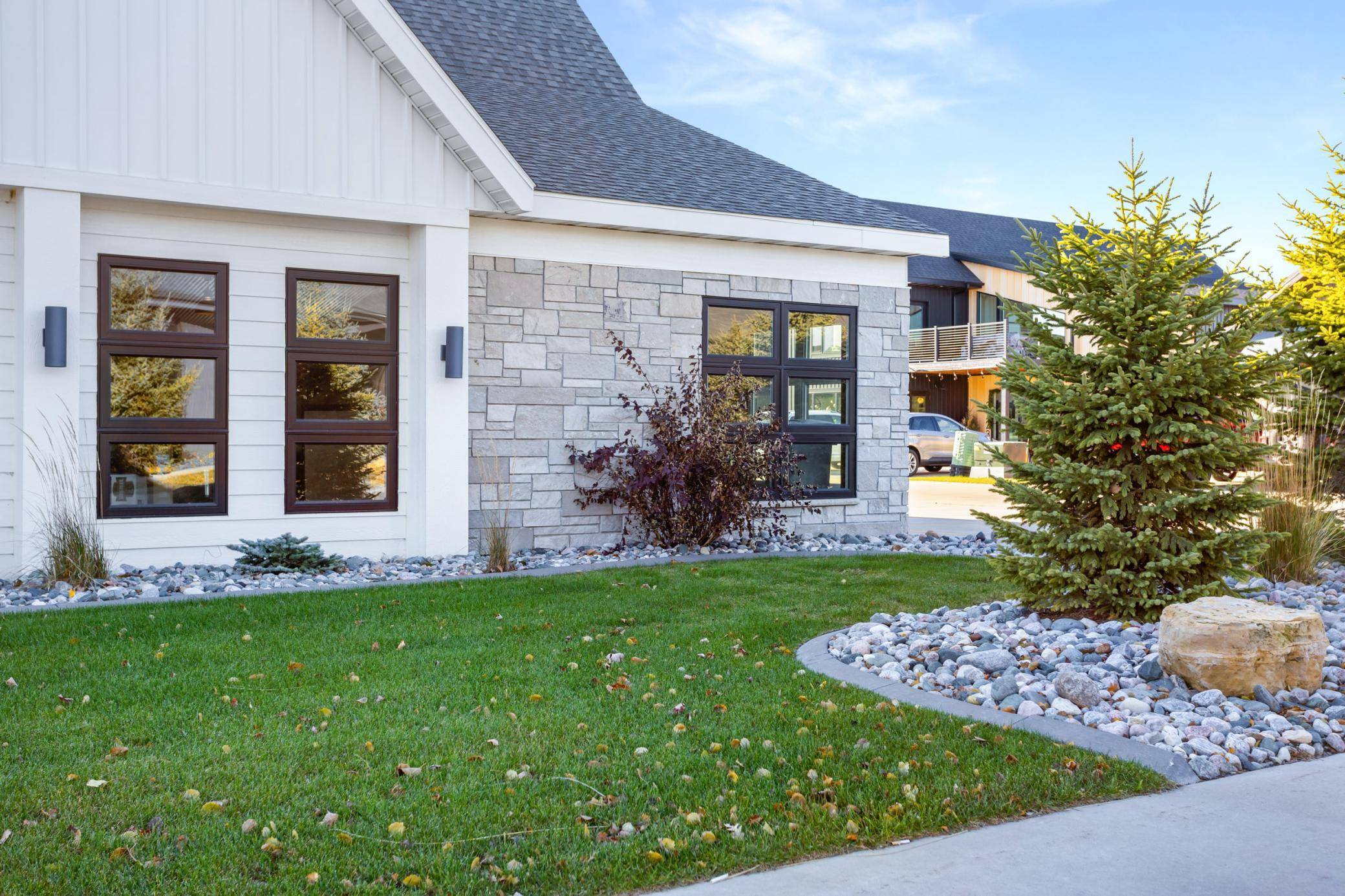 3220 Oak Ridge LOOP E, West Fargo, ND 58078