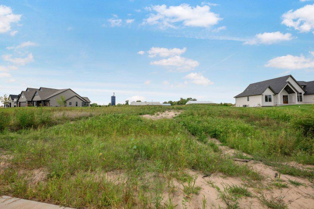 4596 166th AVE NW, Andover, MN 55304