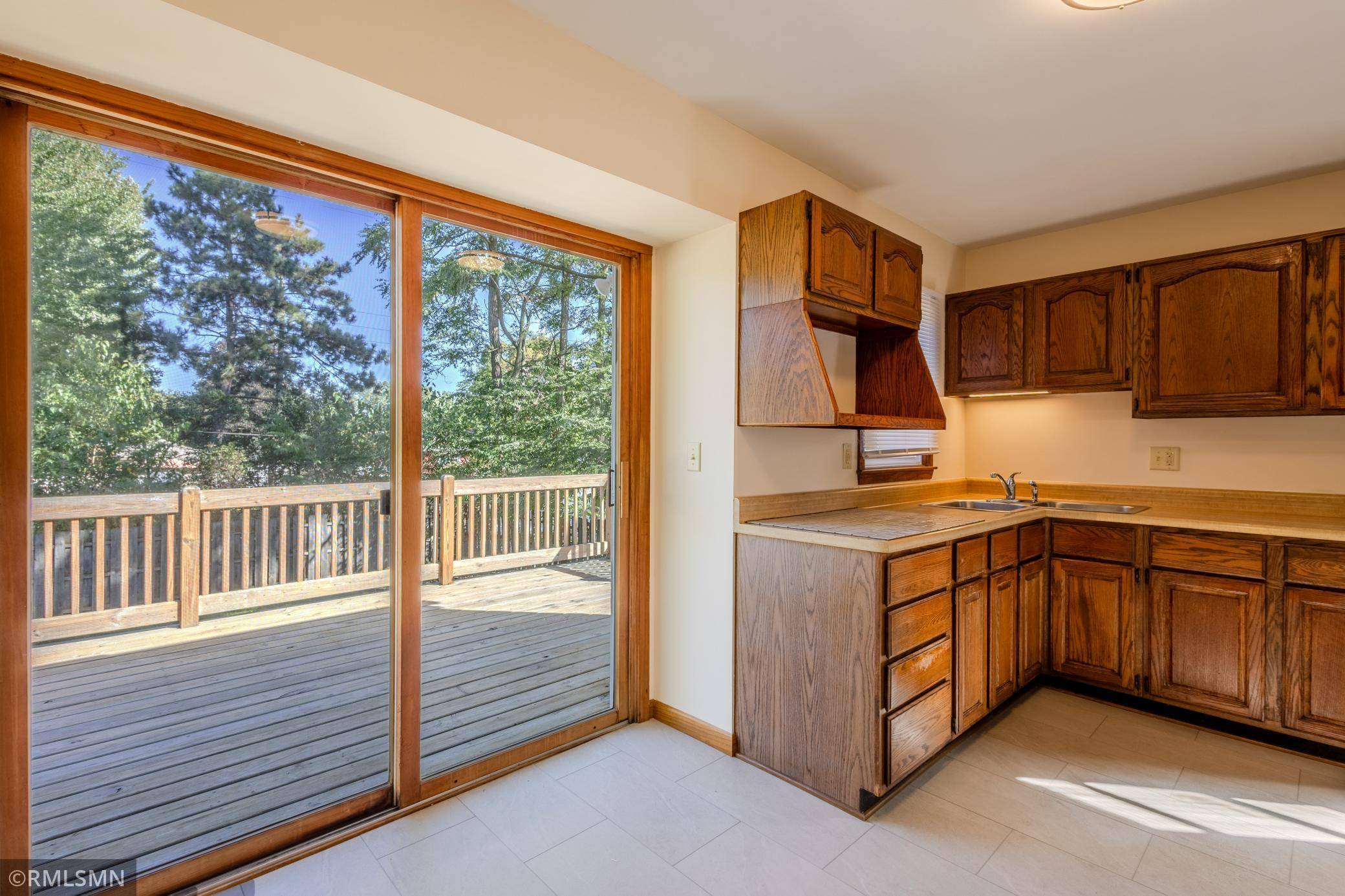 6823 E River RD NE, Fridley, MN 55432
