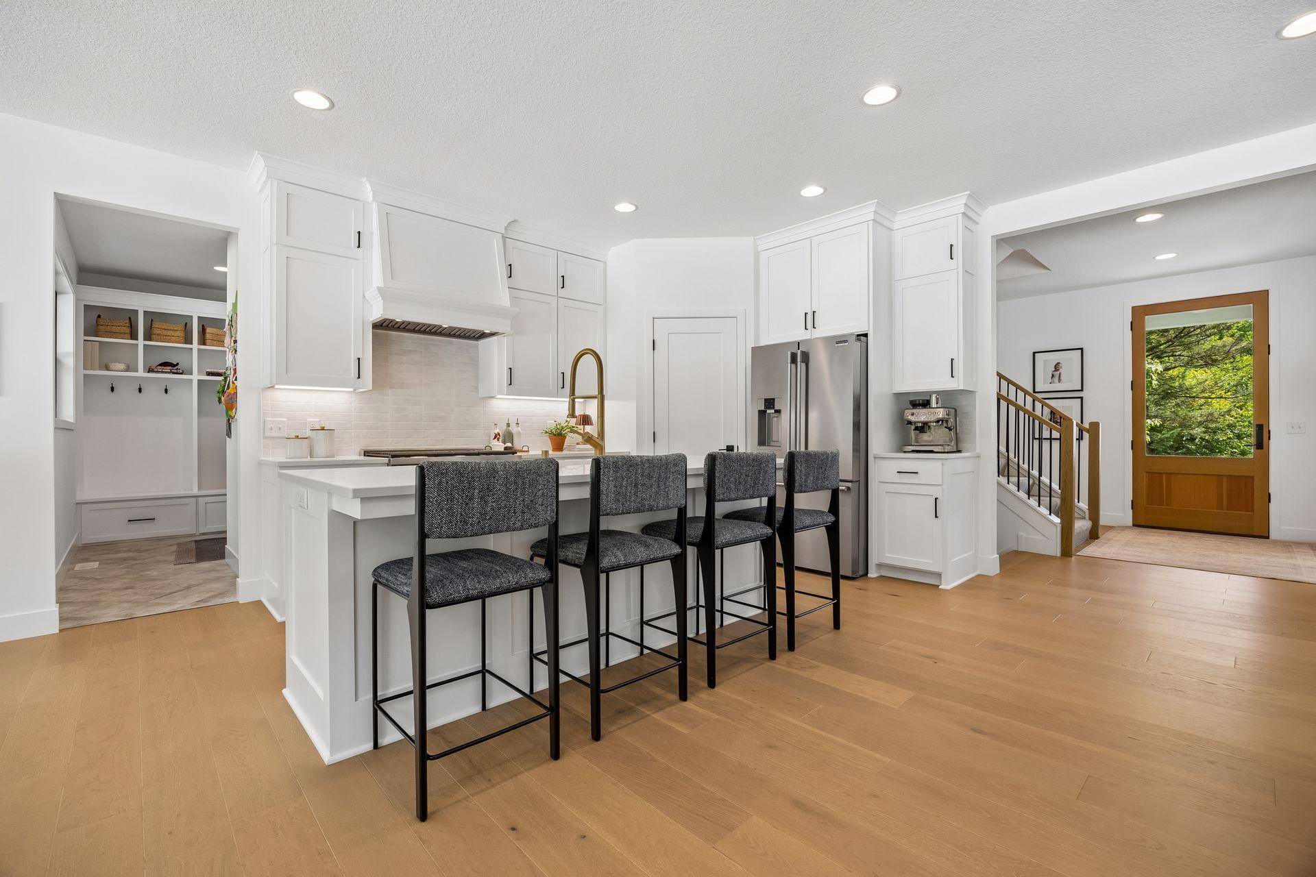 18806 South LN, Minnetonka, MN 55345