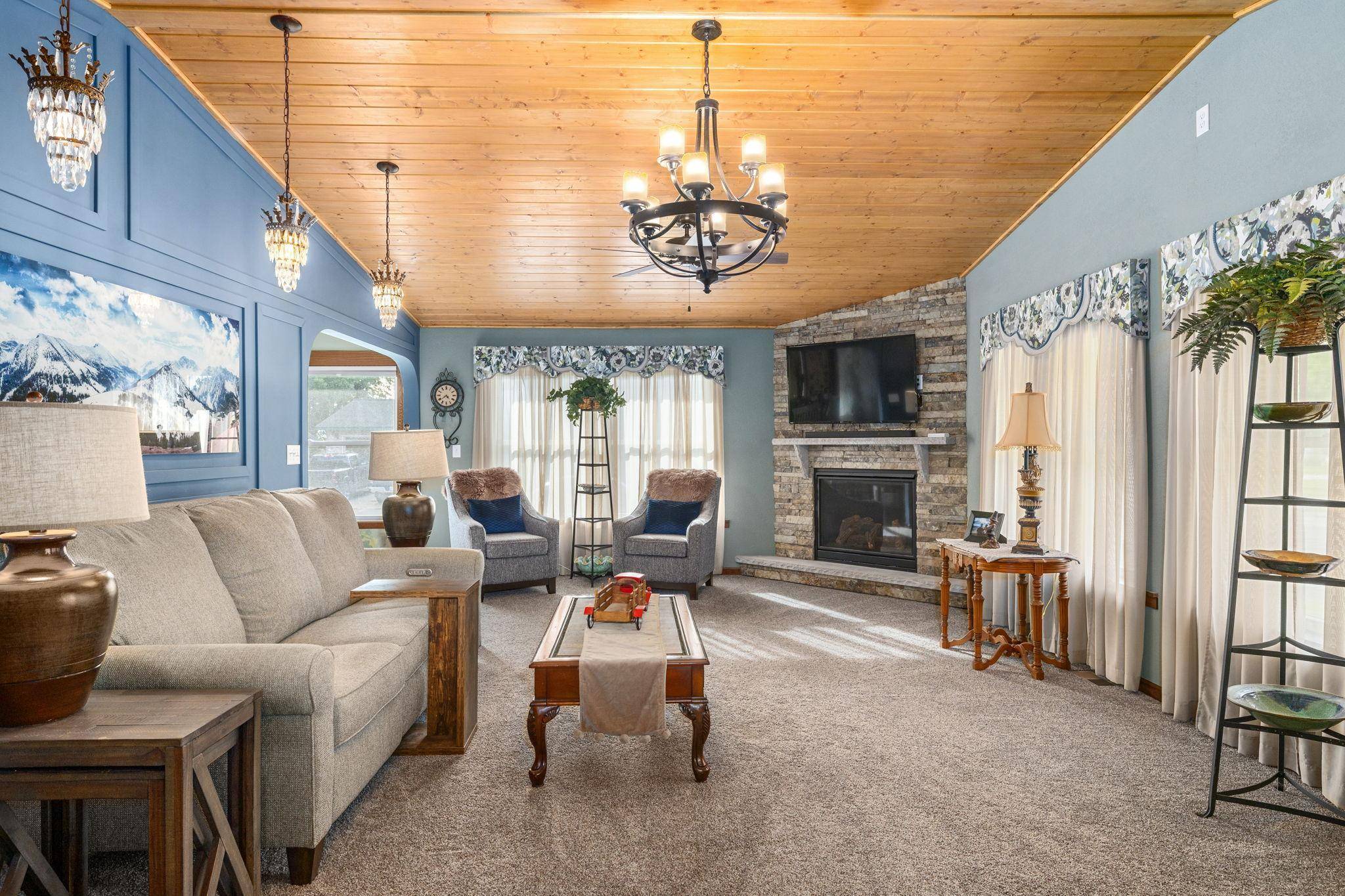 600 E Park ST, Rushford, MN 55971