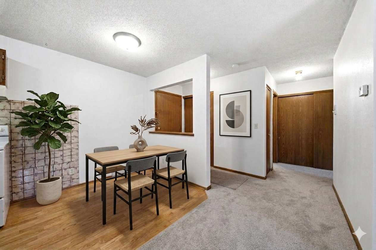 14182 Pennock AVE #309, Apple Valley, MN 55124