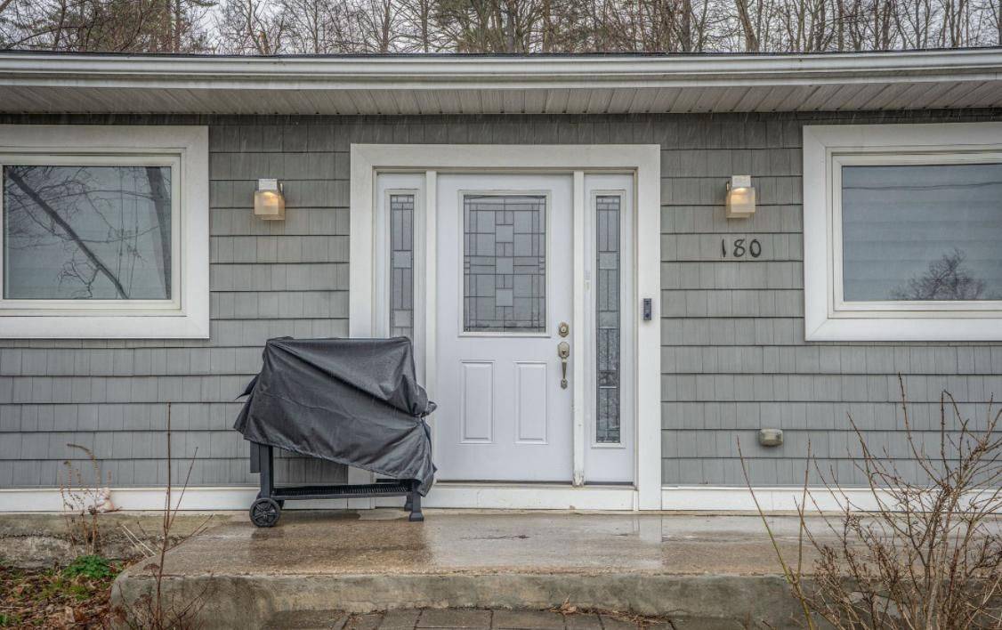 180 Blake ST ##1, Barrie, ON L4M 1K3