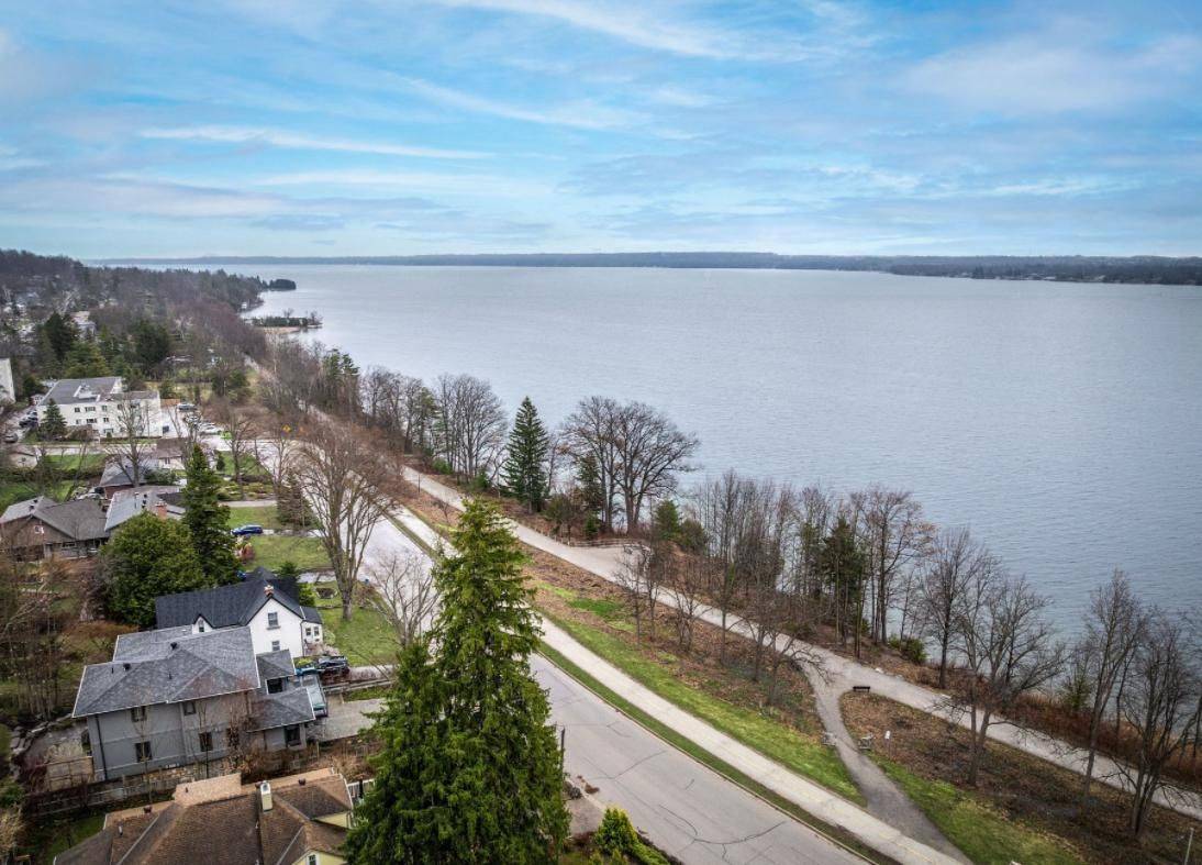 180 Blake ST ##1, Barrie, ON L4M 1K3