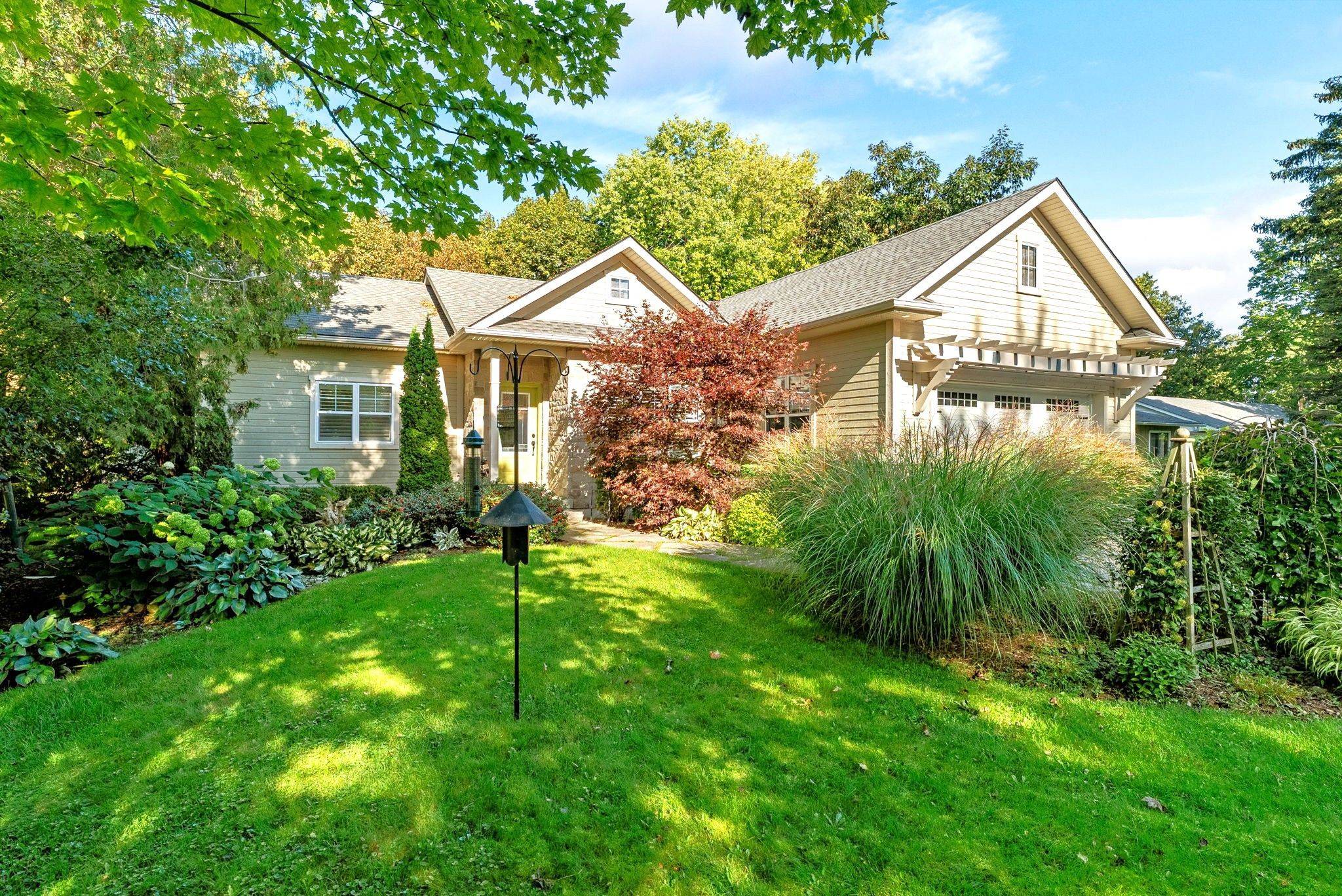 74863 Dr. George Smith AVE, Bluewater, ON N0M 1G0