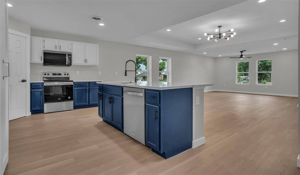 1822 Gravley Drive, Carrollton, TX 75006