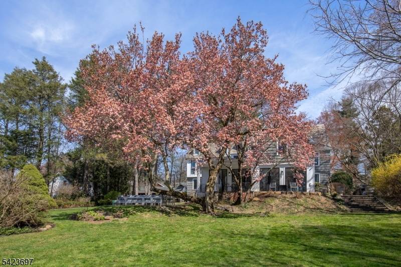 45 Village Road, Harding Twp., NJ 07976
