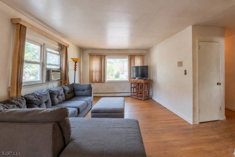 10 Moore Pl, Nutley Twp., NJ 07110