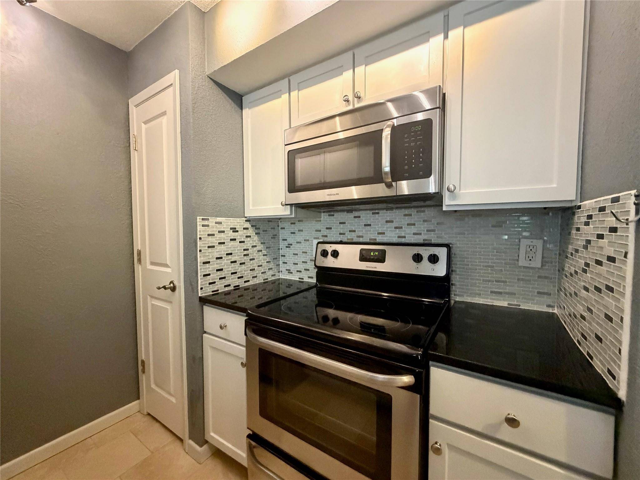 3204 Manchaca RD #302, Austin, TX 78704