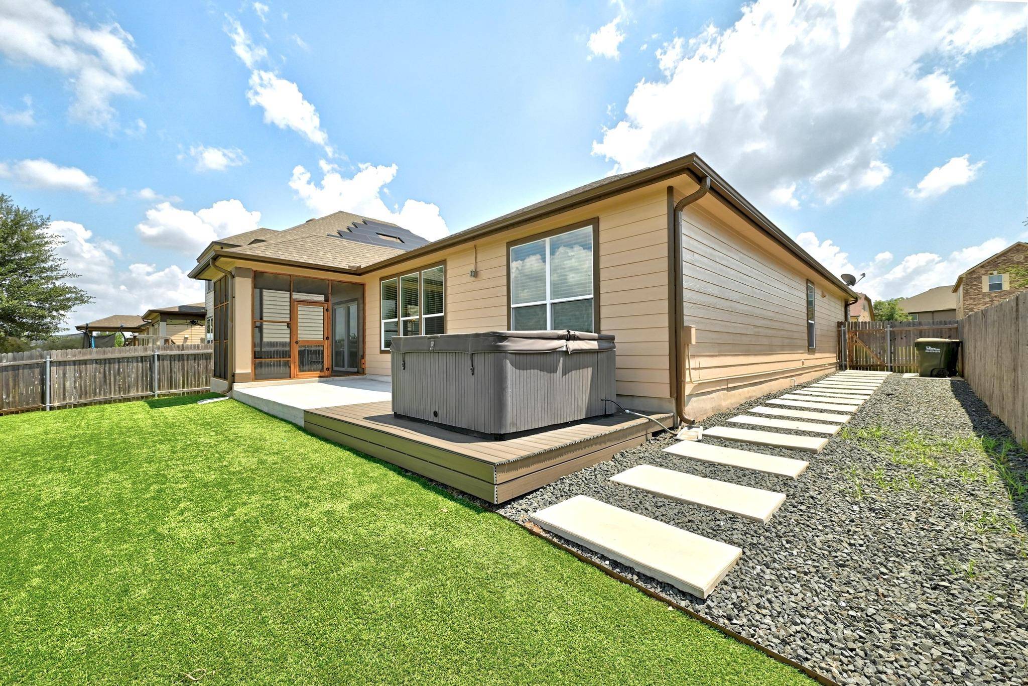 173 Apricot DR, Kyle, TX 78640