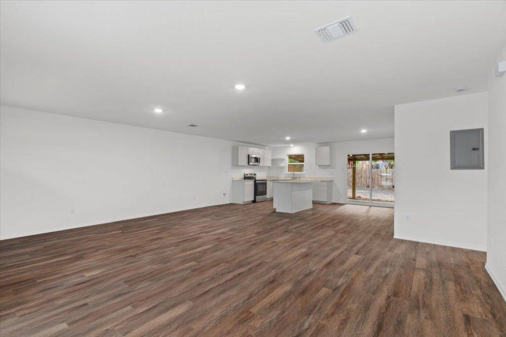 5307 Village TRL, Austin, TX 78744