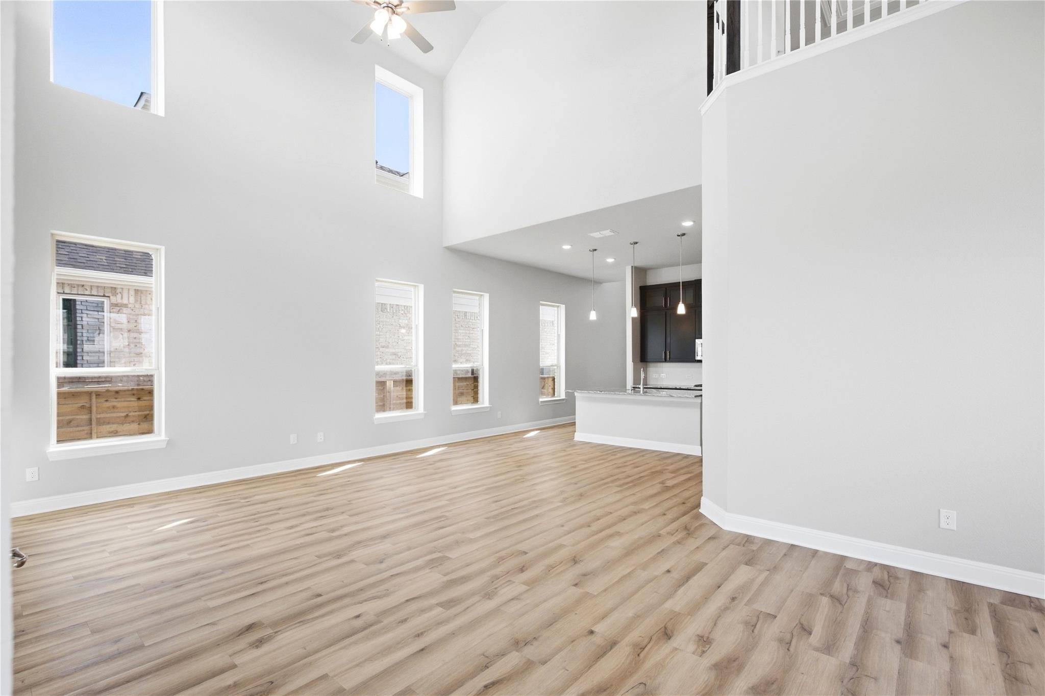 253 Bloomington LOOP, Hutto, TX 78634