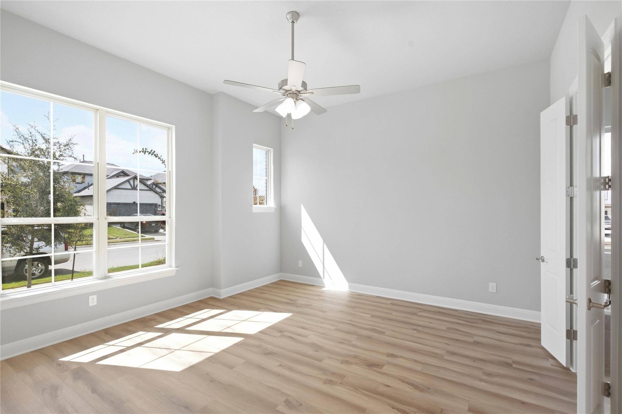 253 Bloomington LOOP, Hutto, TX 78634