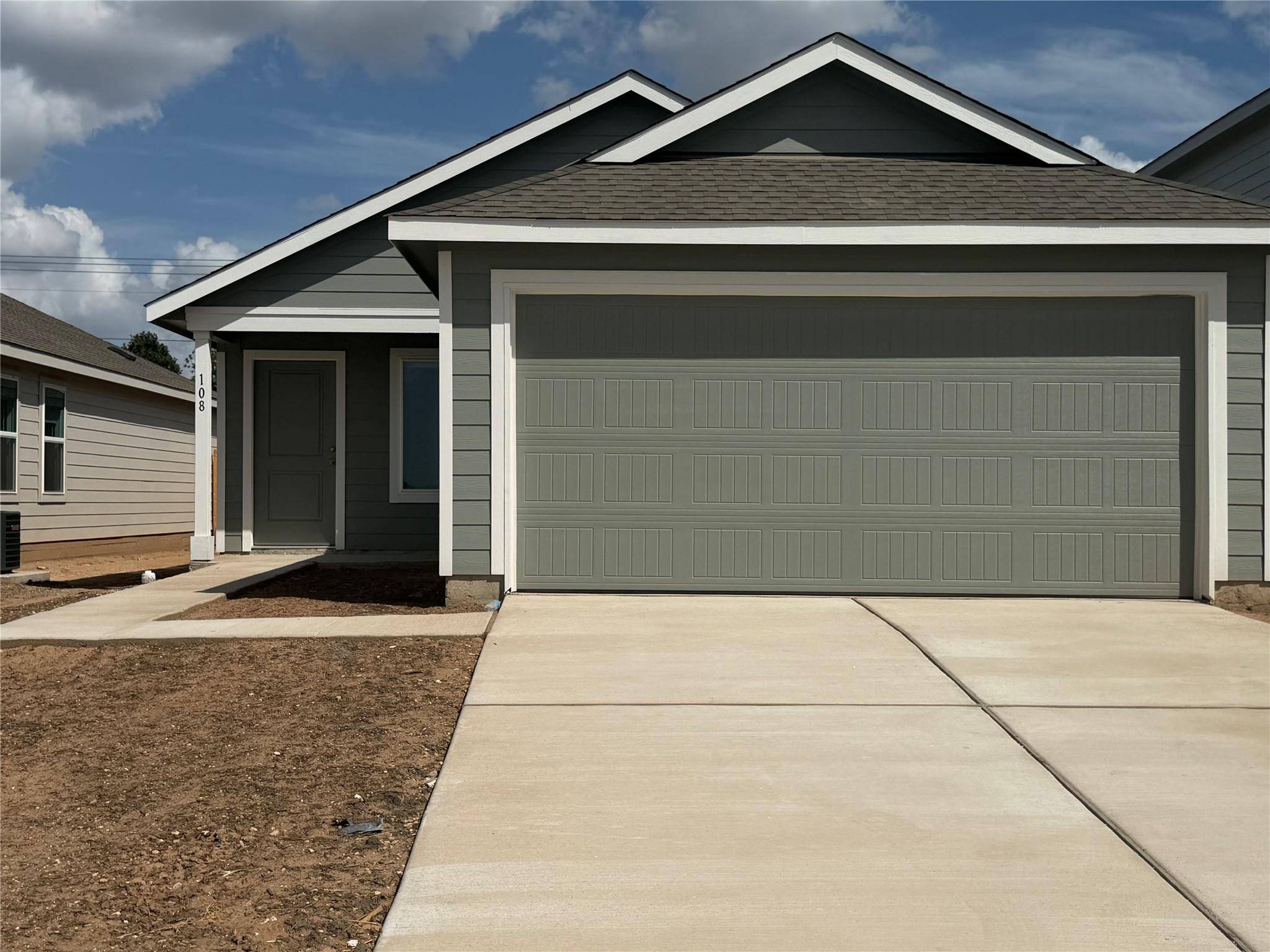 108 Twins TRL, Hutto, TX 78634