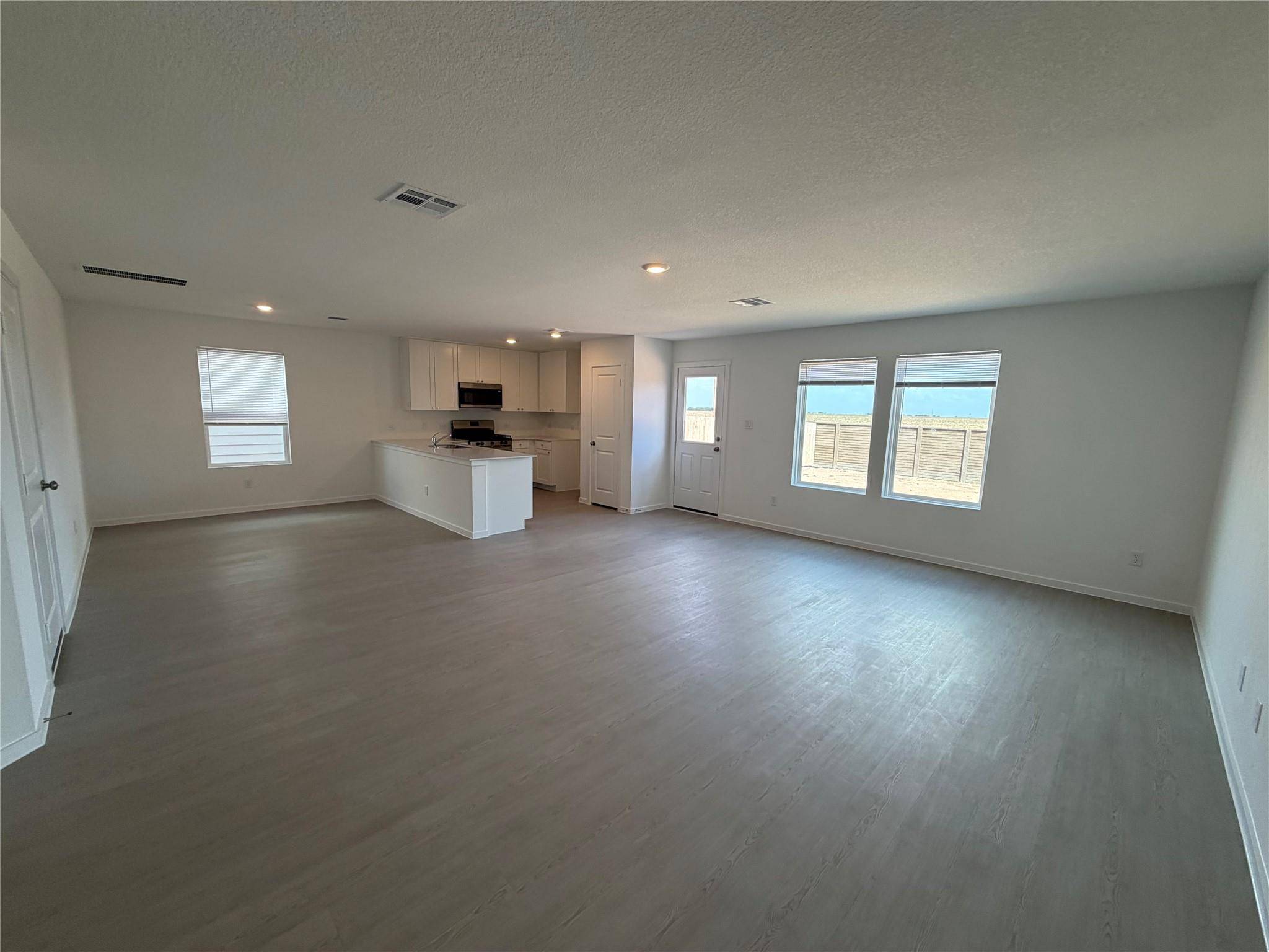 148 Twins TRL, Hutto, TX 78634