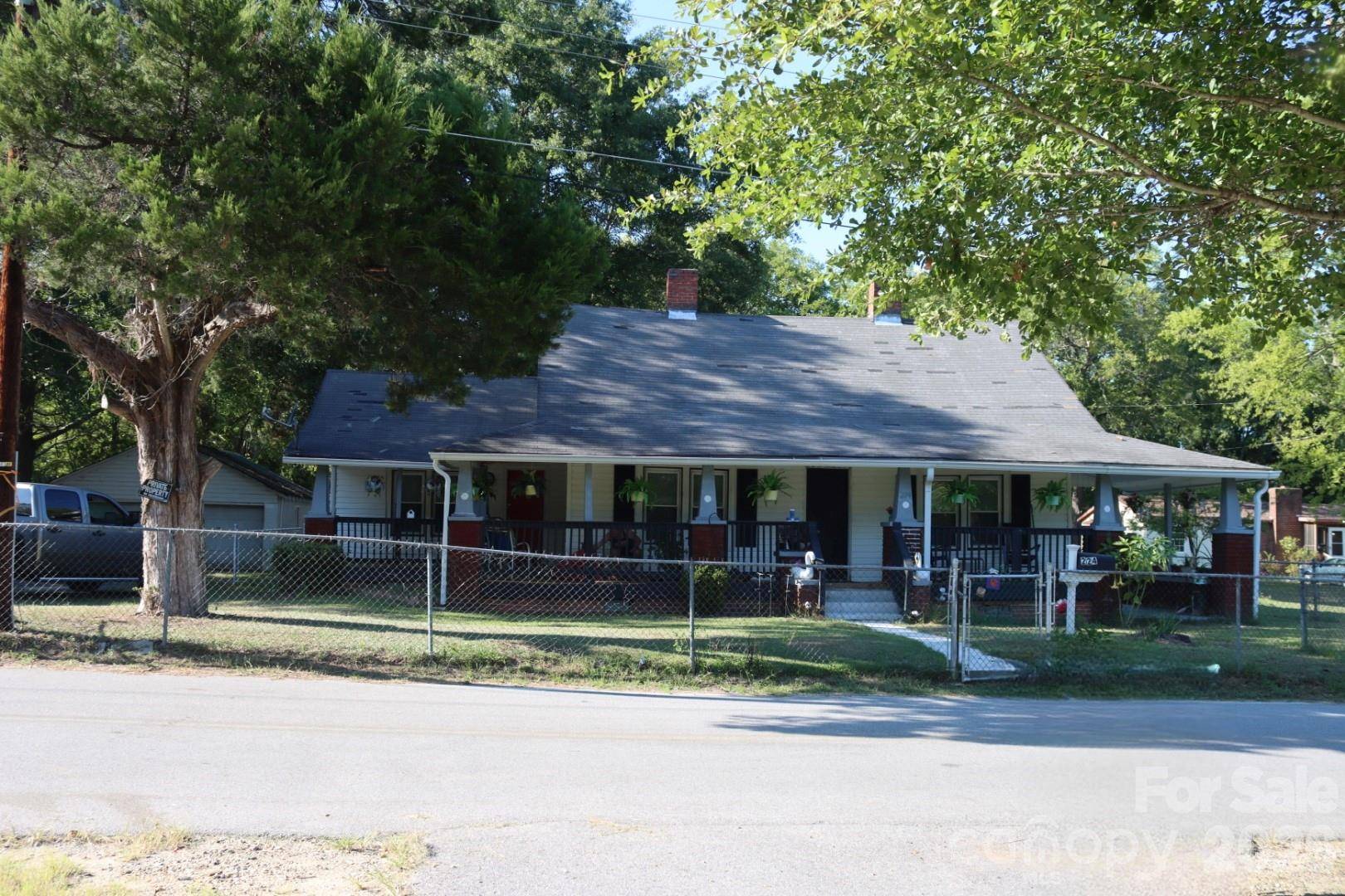 224 Godfrey ST, Cheraw, SC 29520
