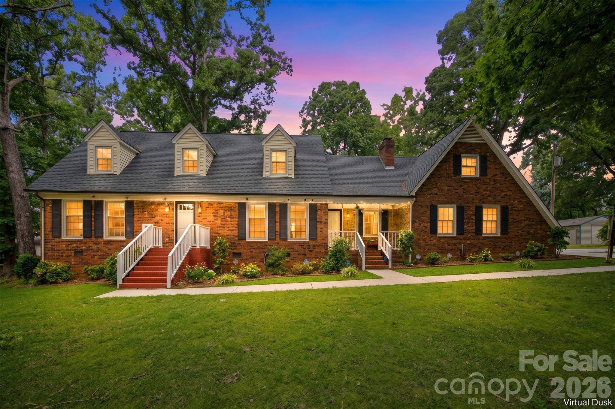 709 Woodside DR, Kings Mountain, NC 28086