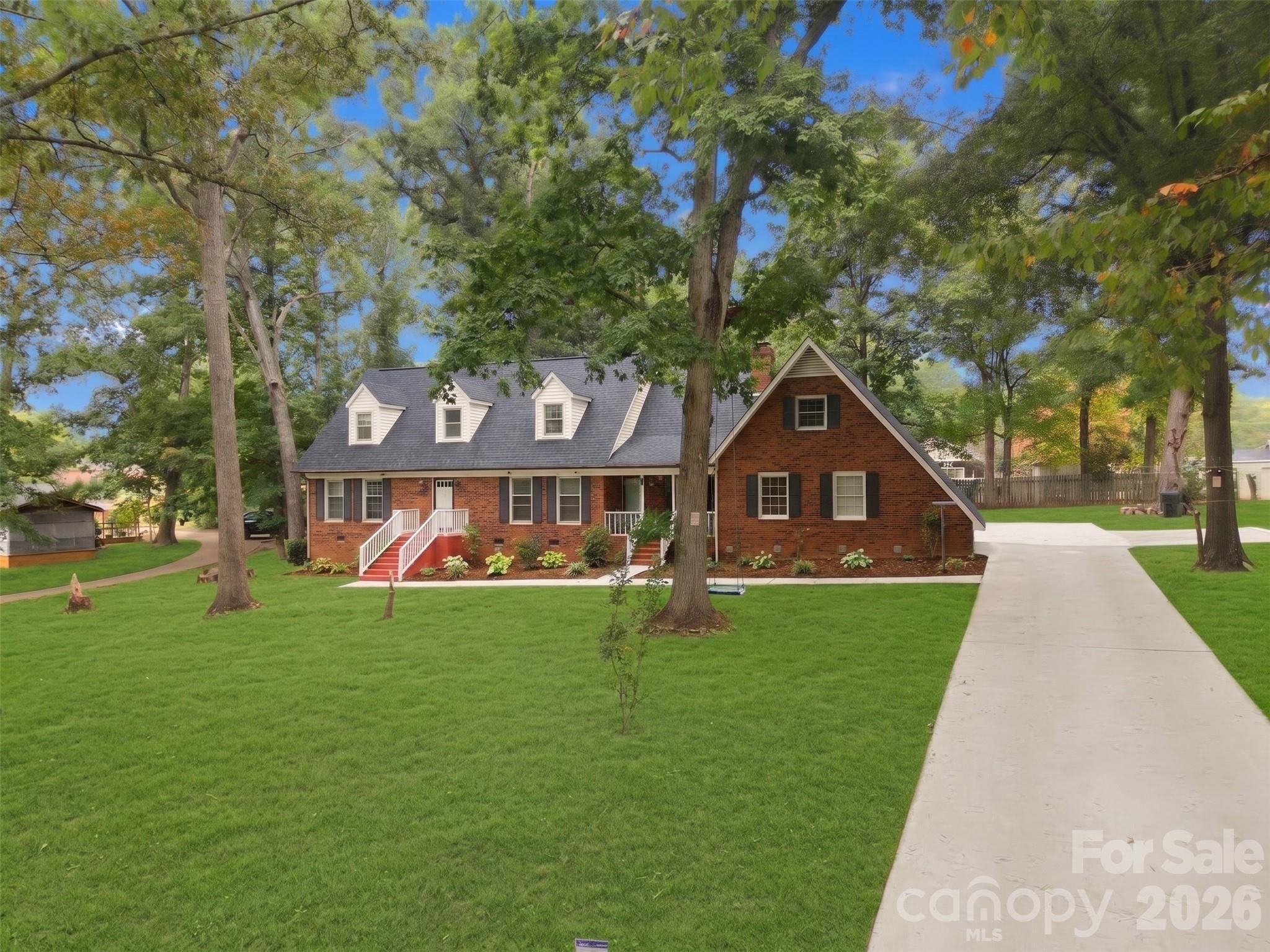 709 Woodside DR, Kings Mountain, NC 28086
