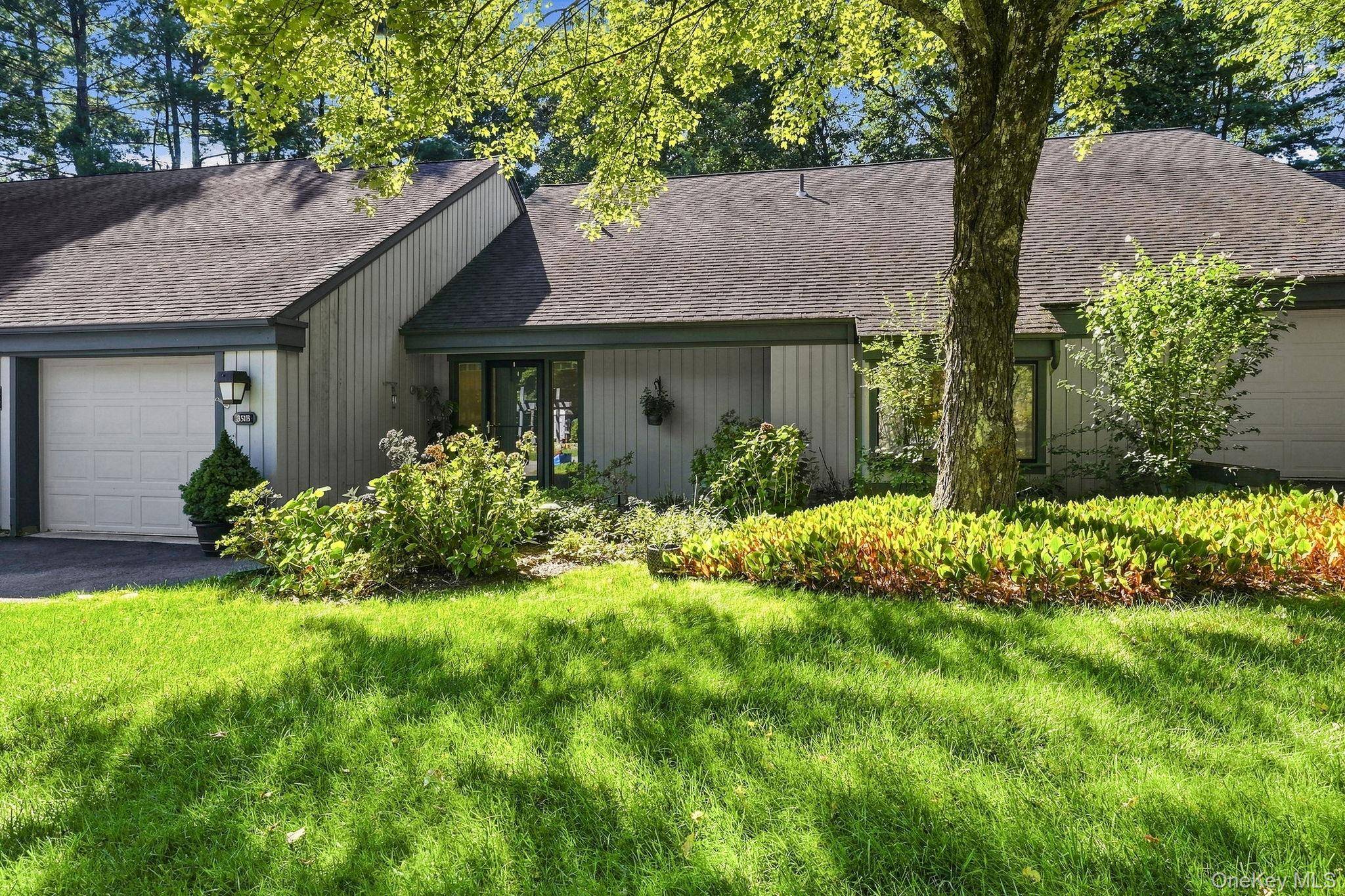 351 Heritage HLS #B, Somers, NY 10589
