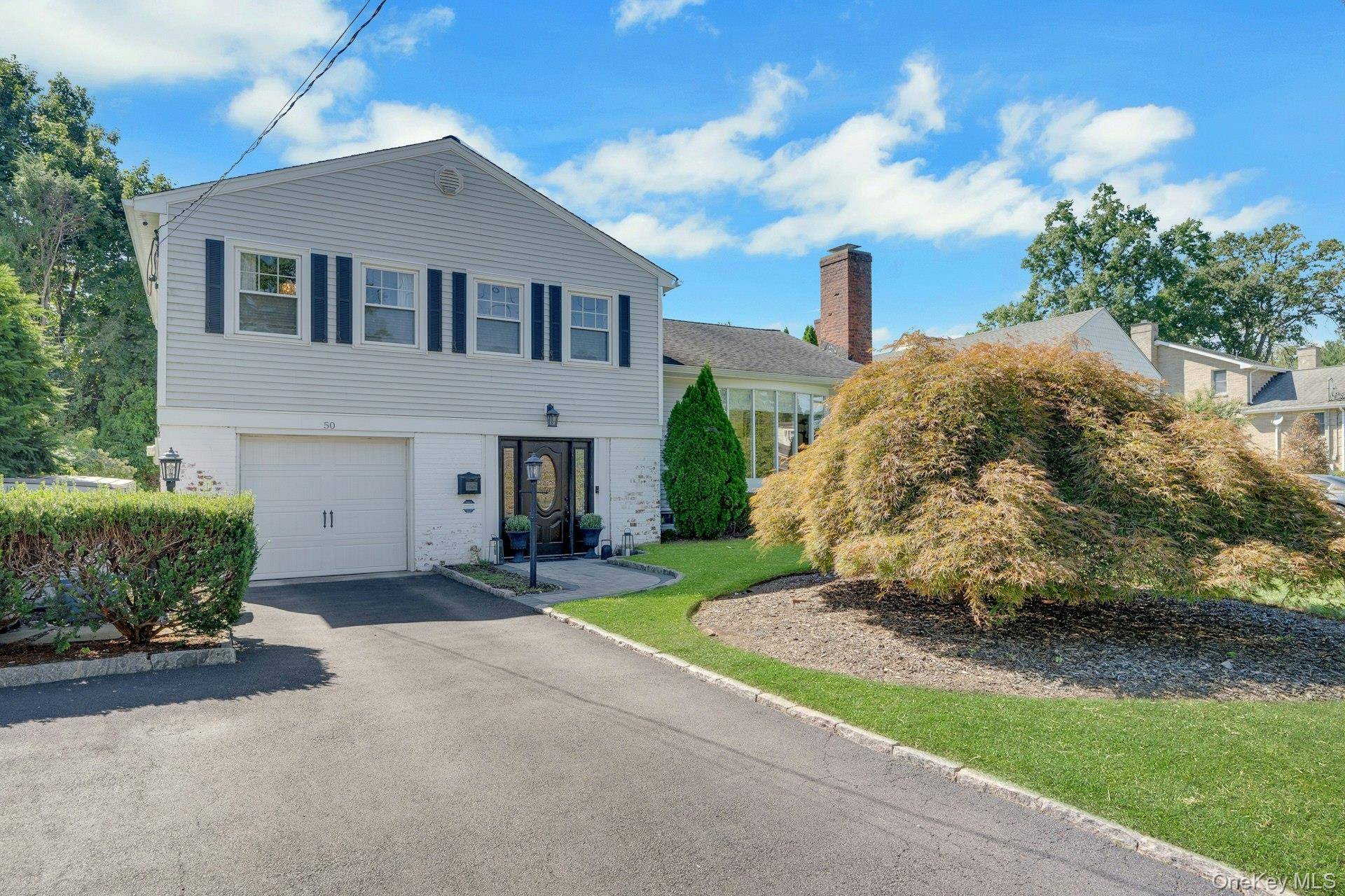 50 Vernon DR, Scarsdale, NY 10583