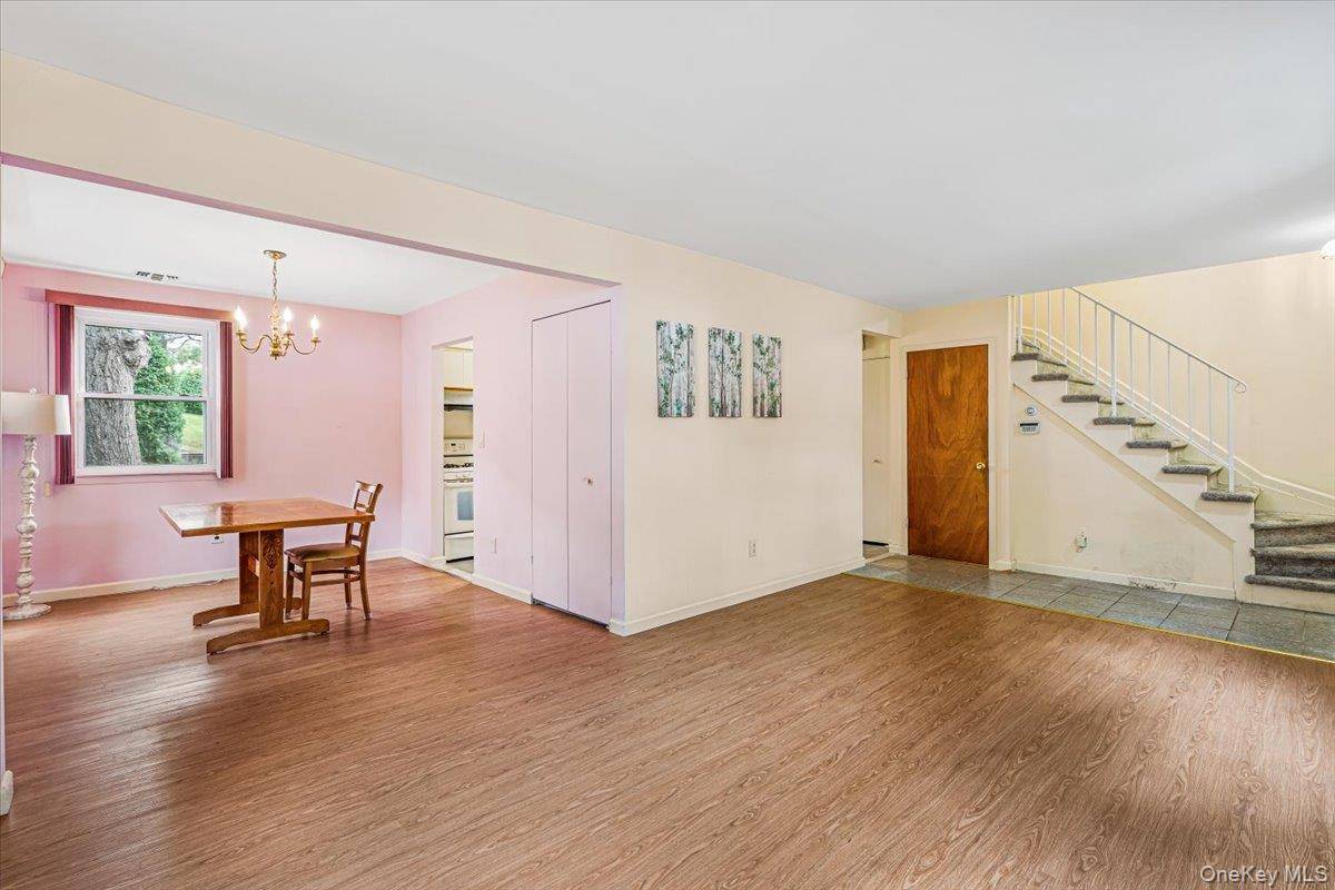 229-06 67th AVE #39, Oakland Gardens, NY 11364
