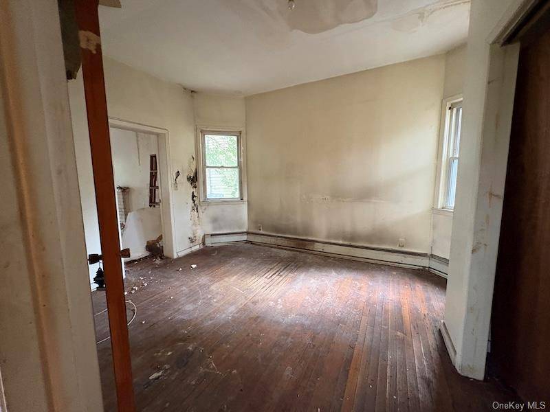 308 S 7th AVE, Mount Vernon, NY 10550