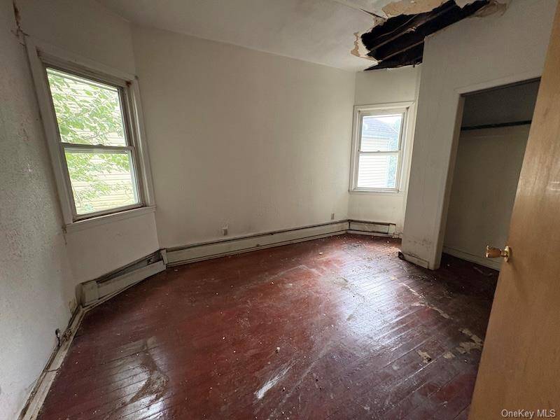 308 S 7th AVE, Mount Vernon, NY 10550