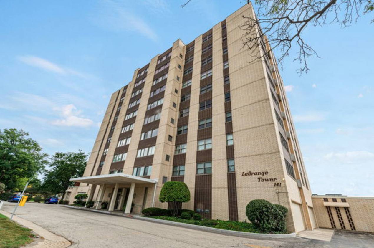 141 N LA GRANGE RD #1003, La Grange, IL 60525