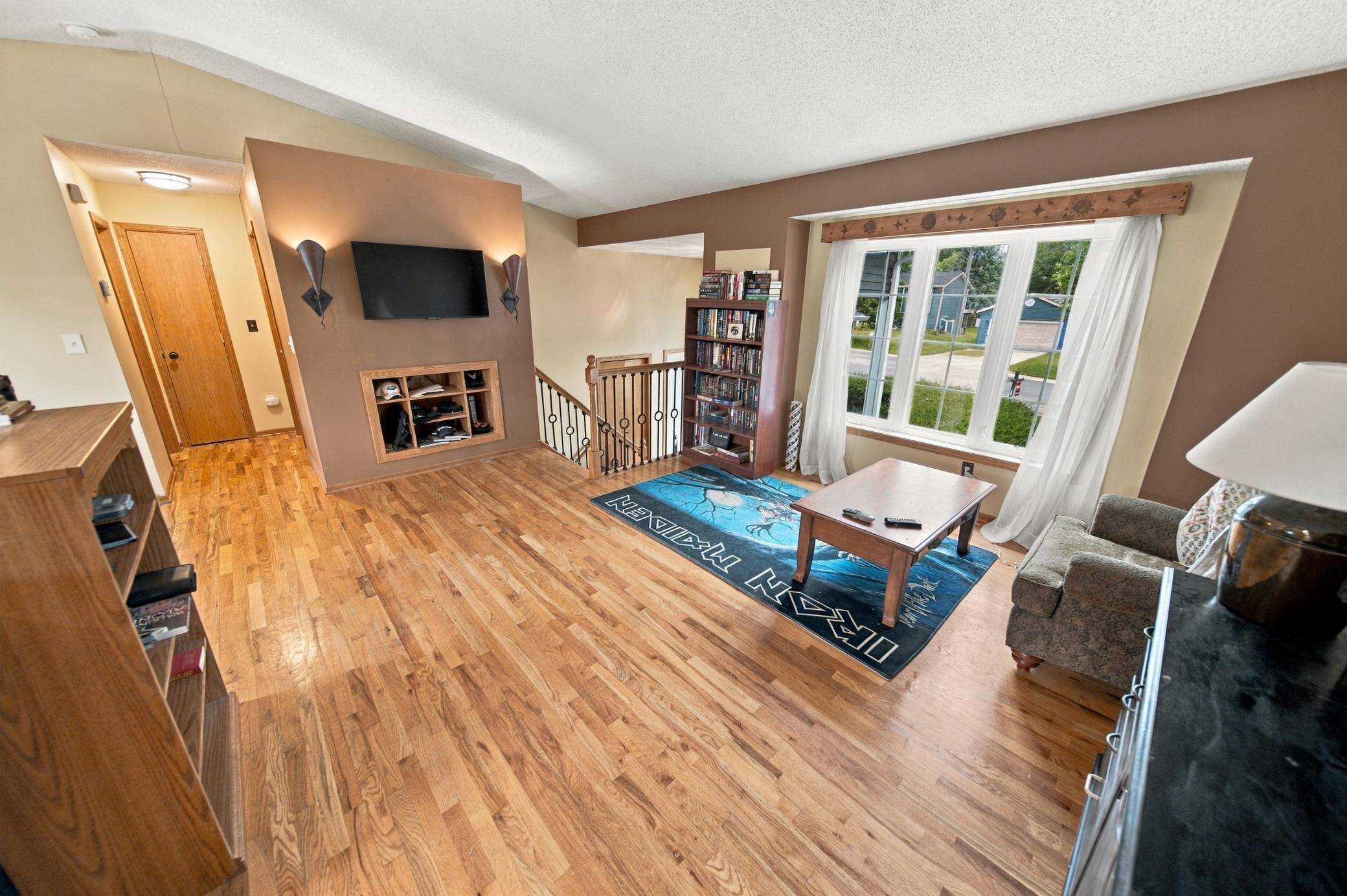 803 8th Street NW, Kasson, MN 55944