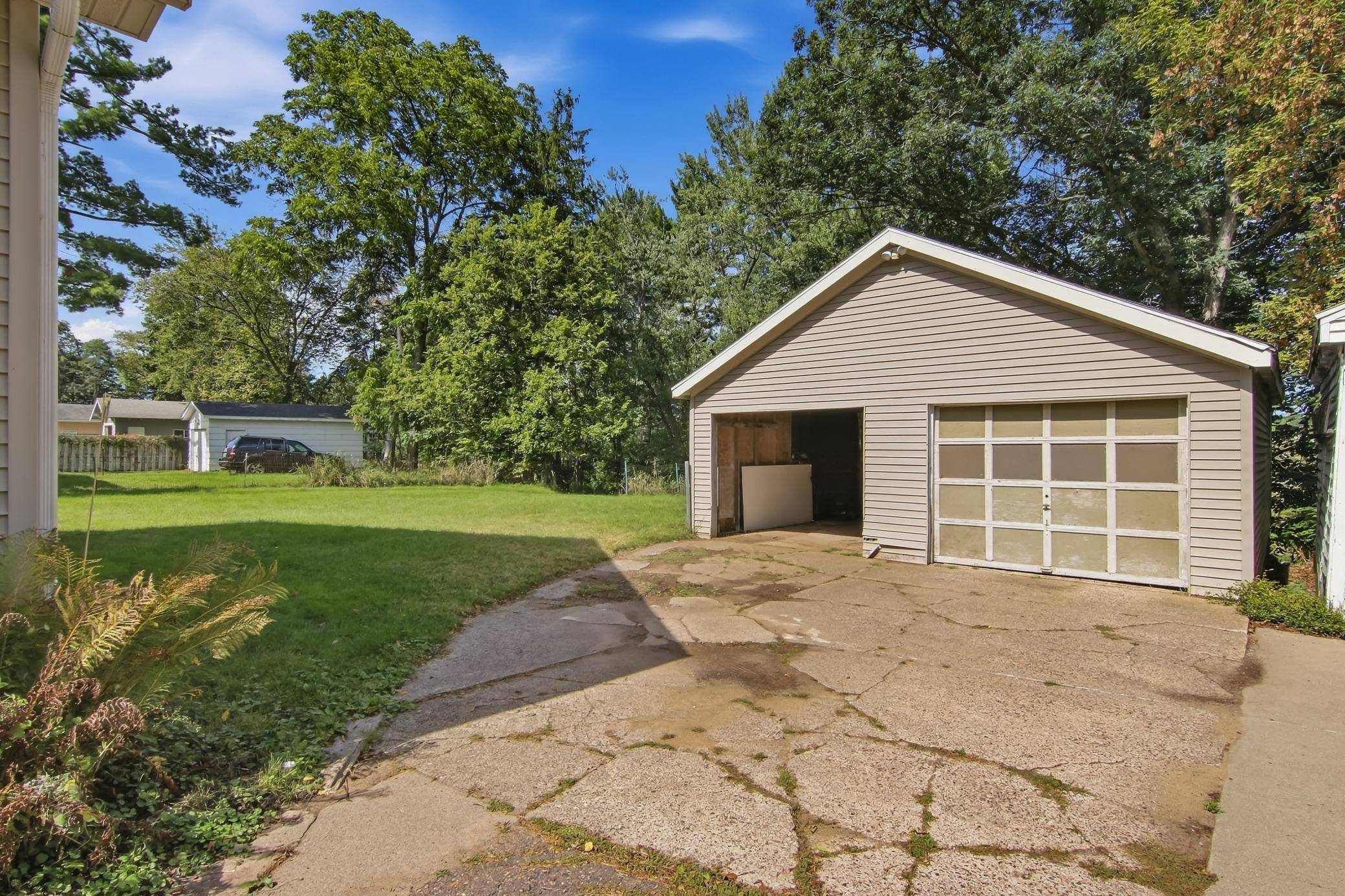 515 12th AVE W, Menomonie, WI 54751