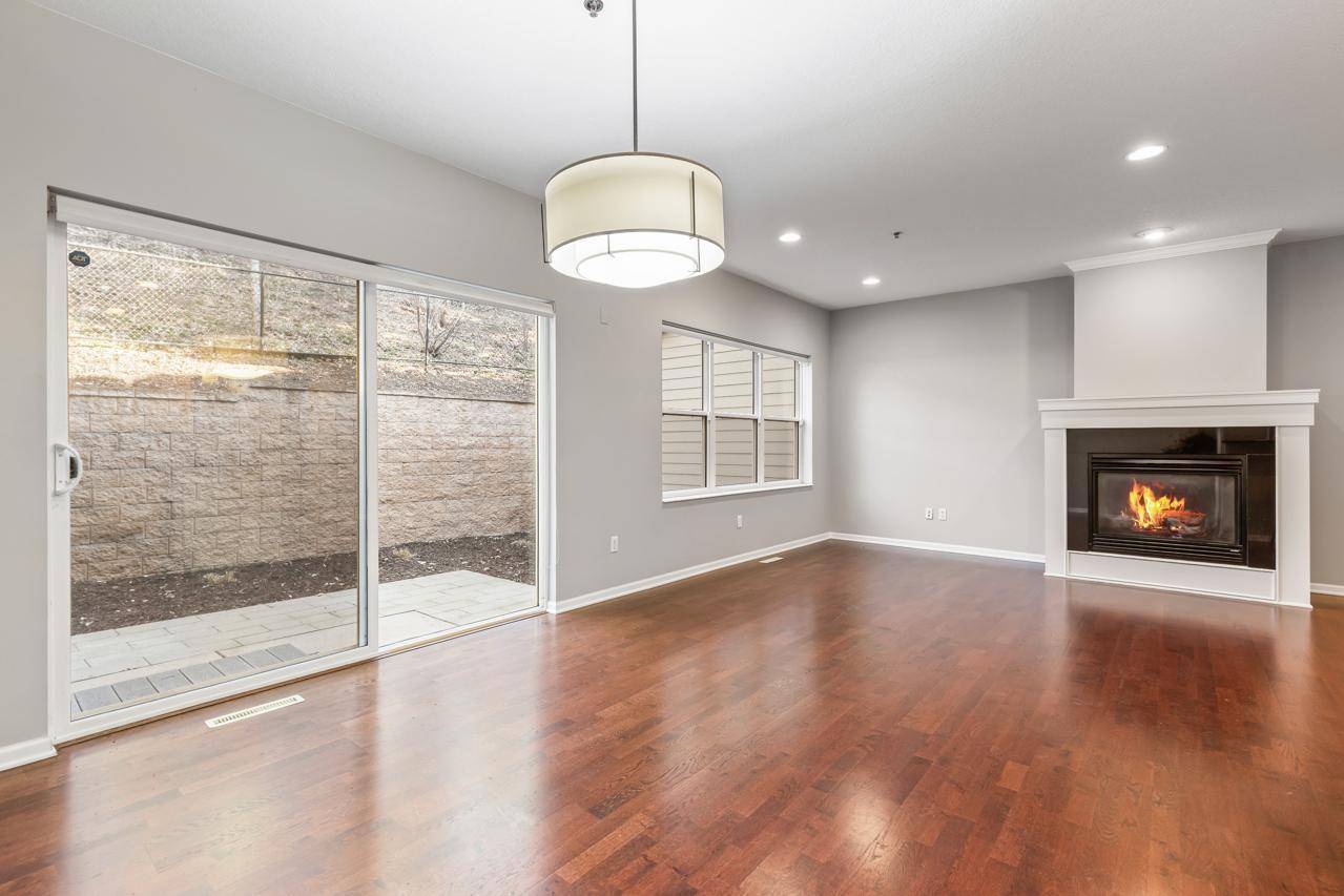 17830 Valley Cove Court, Minnetonka, MN 55391