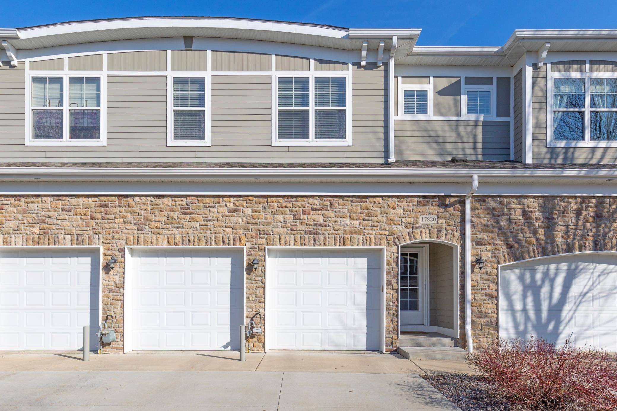 17830 Valley Cove Court, Minnetonka, MN 55391