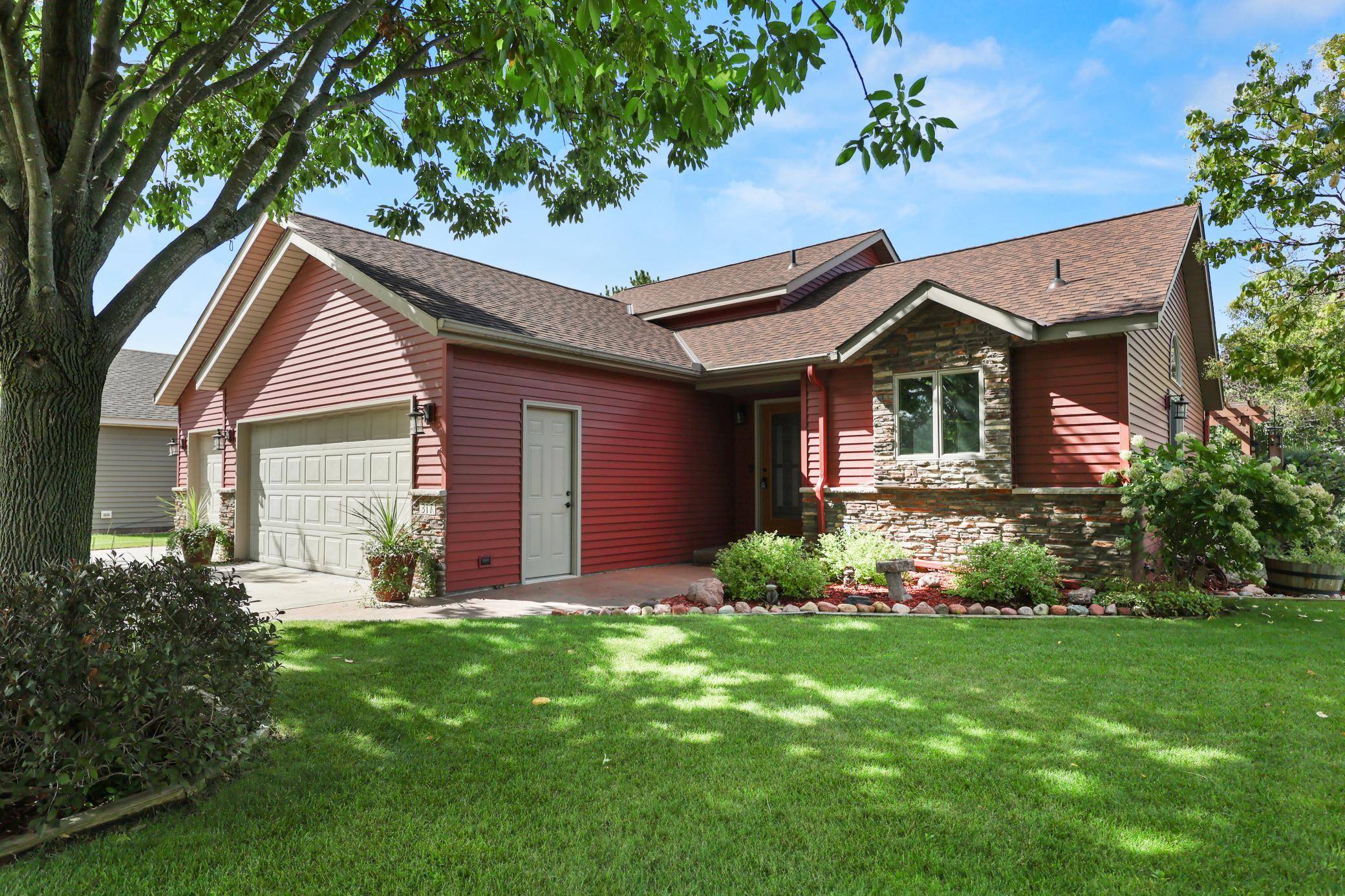 317 12th AVE N, Sartell, MN 56377