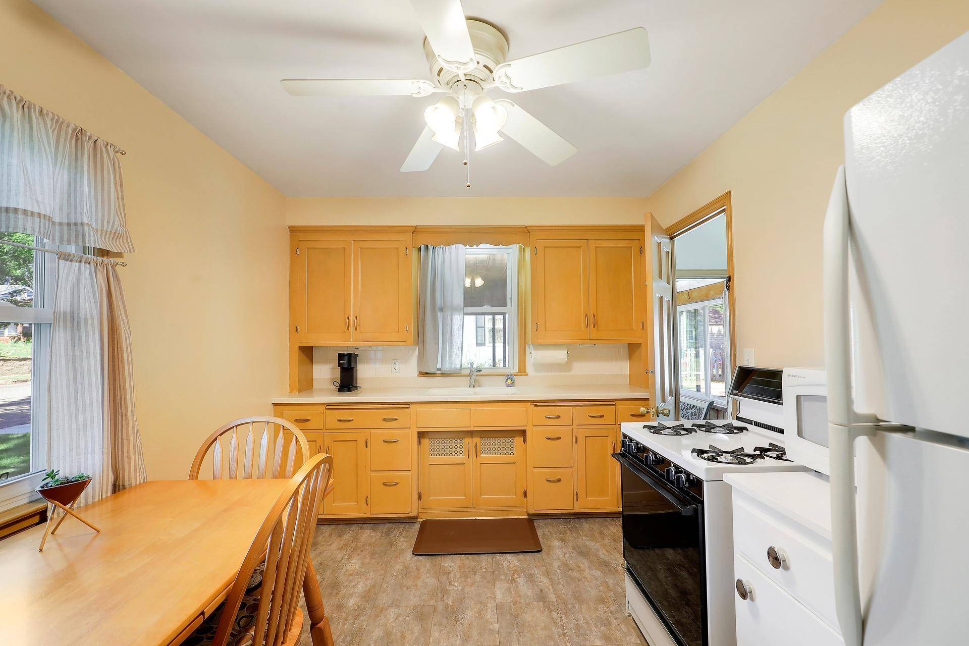 2949 Brunswick AVE S, Saint Louis Park, MN 55416