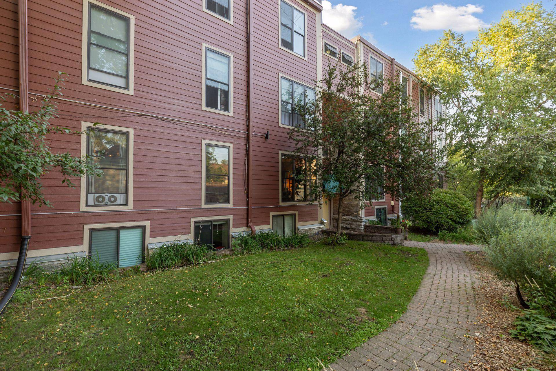 1807 Elliot AVE #4, Minneapolis, MN 55404