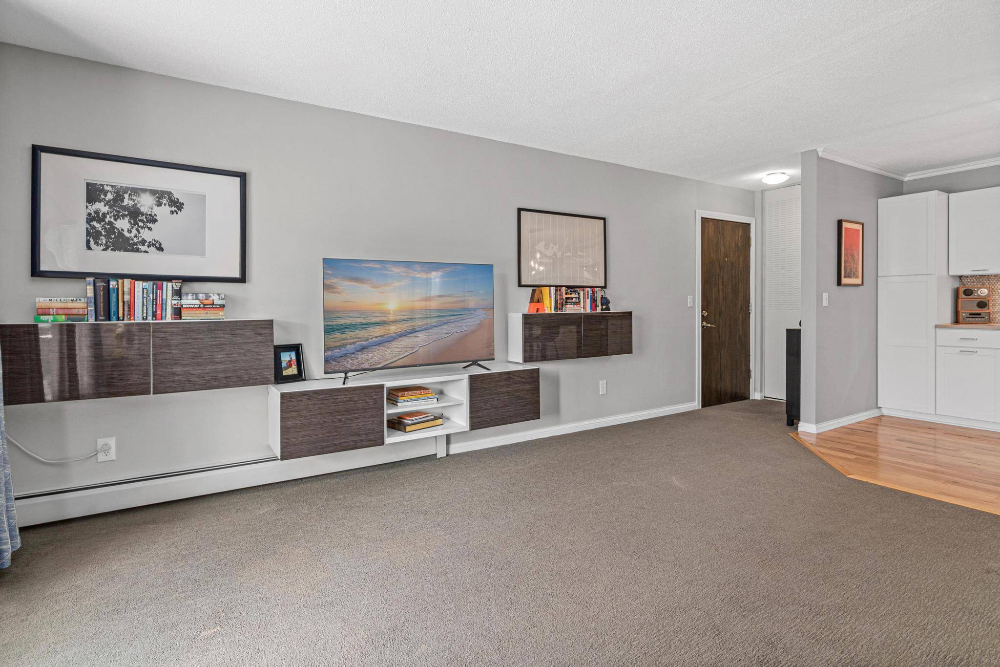 4000 Foss RD #203, Columbia Heights, MN 55421