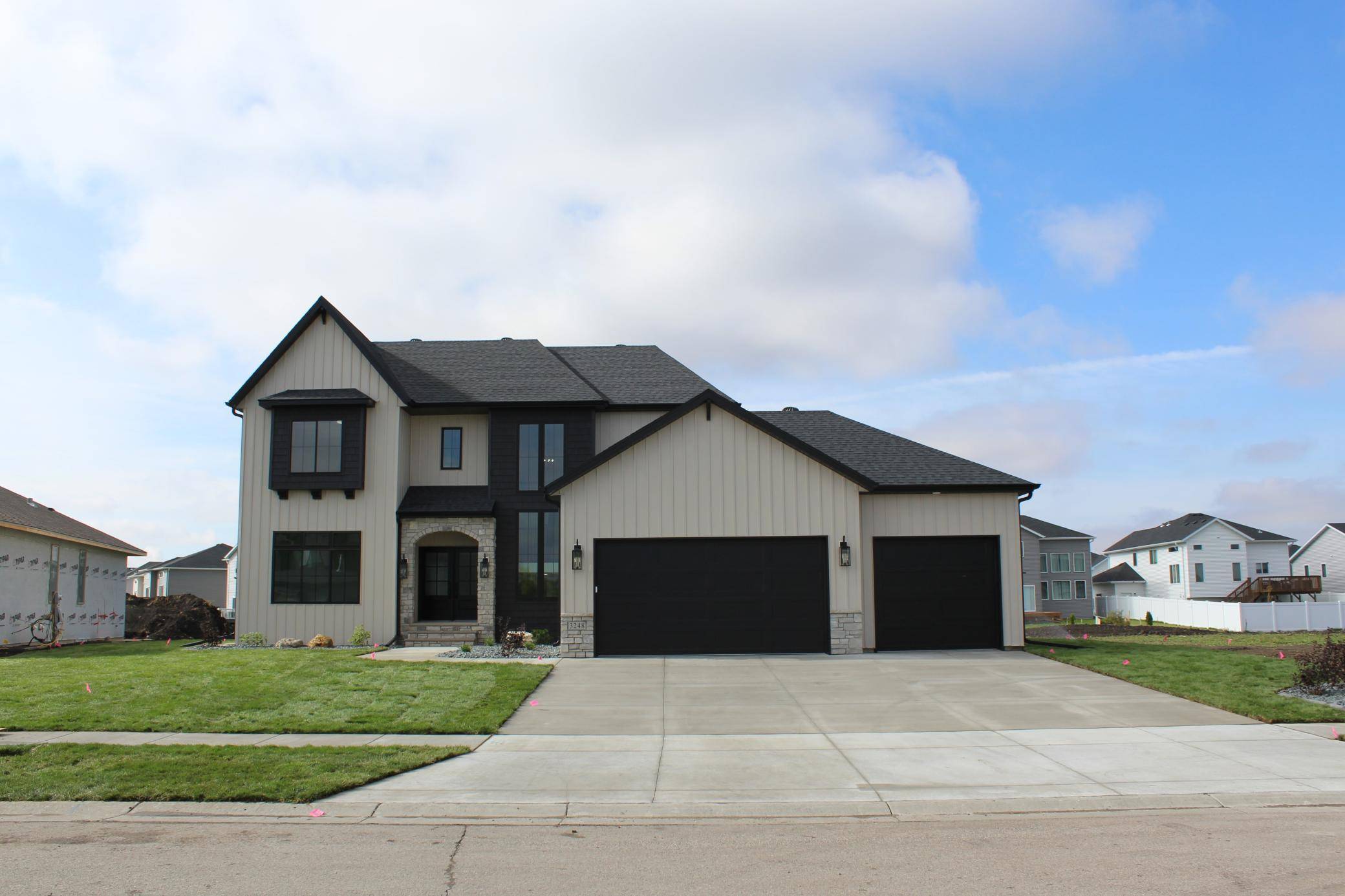 3248 66th AVE S, Fargo, ND 58104