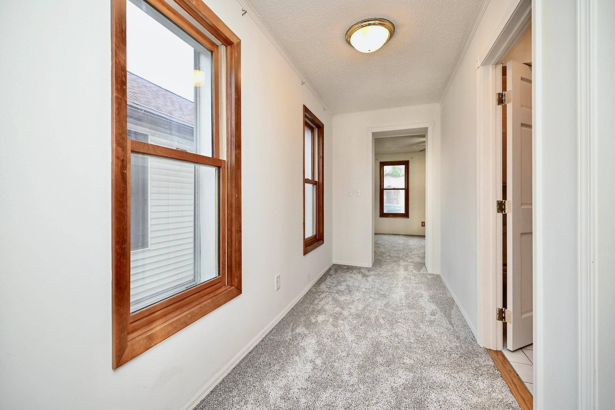 506 E Wabasha ST, Winona, MN 55987