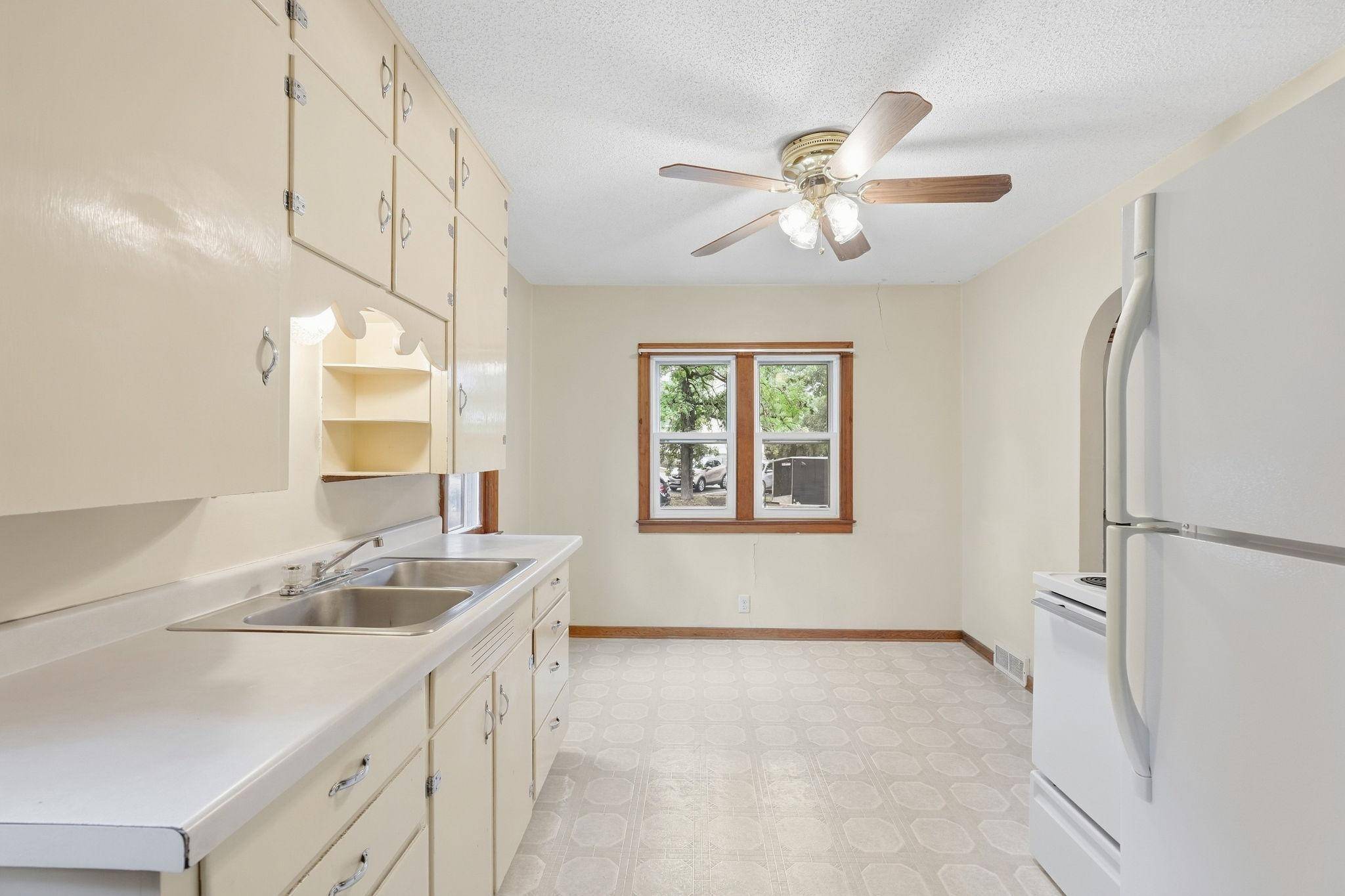 303 8th AVE, Osceola, WI 54020
