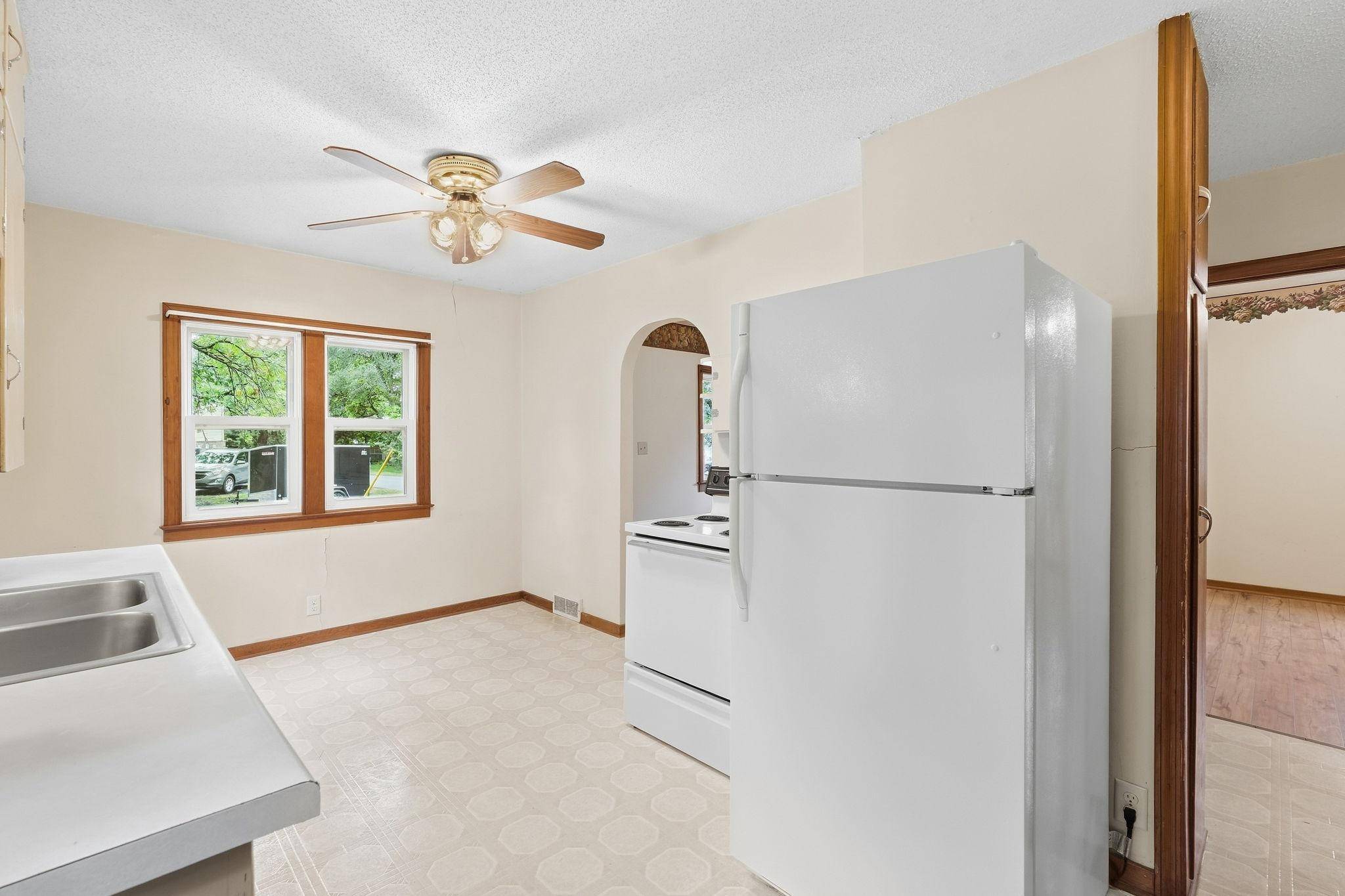 303 8th AVE, Osceola, WI 54020