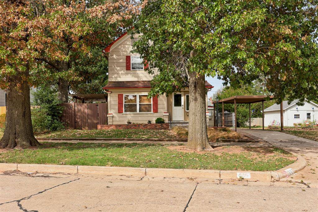 405 N Park PL, Guthrie, OK 73044