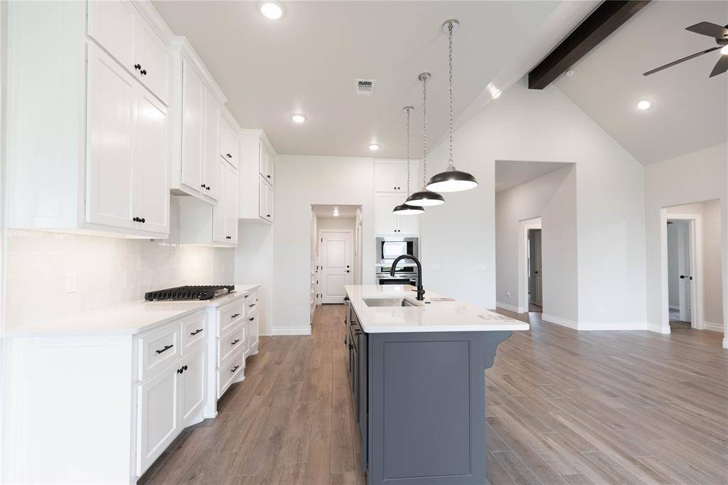 15504 Springfield LN, Edmond, OK 73013