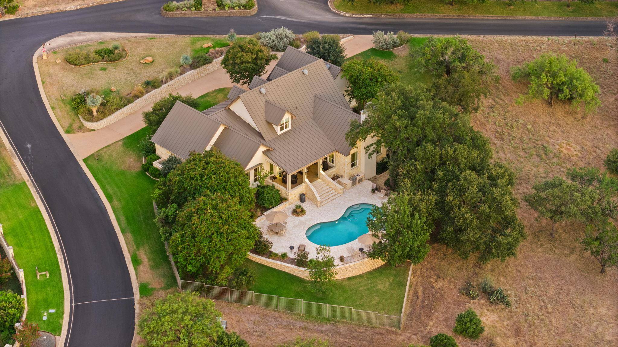 101 Diamond HL, Horseshoe Bay, TX 78657