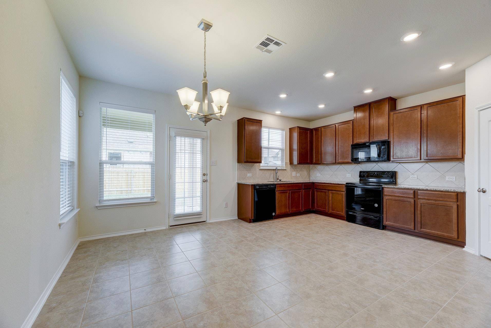 2008 Ebony Dove ST, Pflugerville, TX 78660