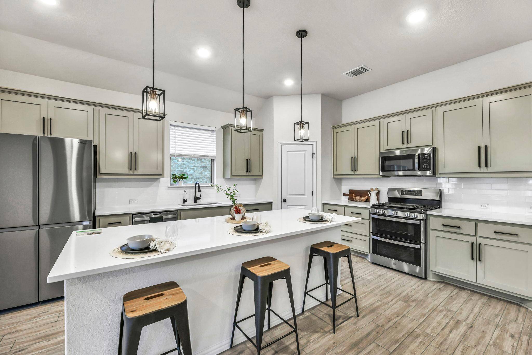 132 Goshen DR, Dripping Springs, TX 78620