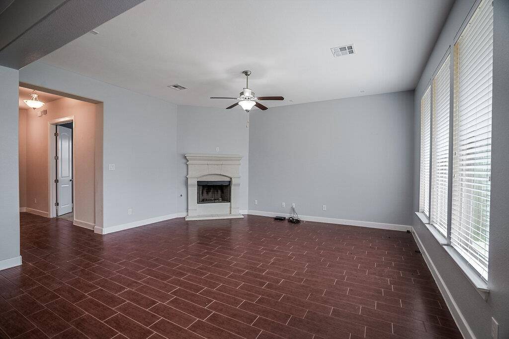 2734 San Milan PASS, Round Rock, TX 78665