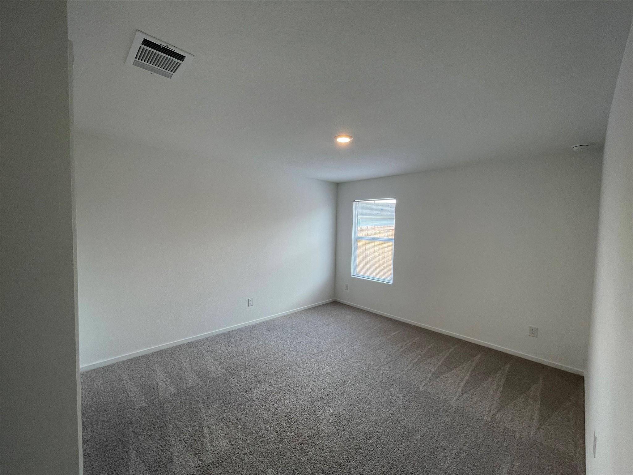 408 Streaking Star DR, Hutto, TX 78634